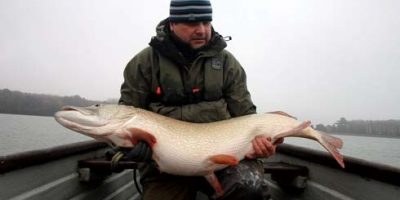 35lb plus Pike Mat Kasjaniuk B.jpg